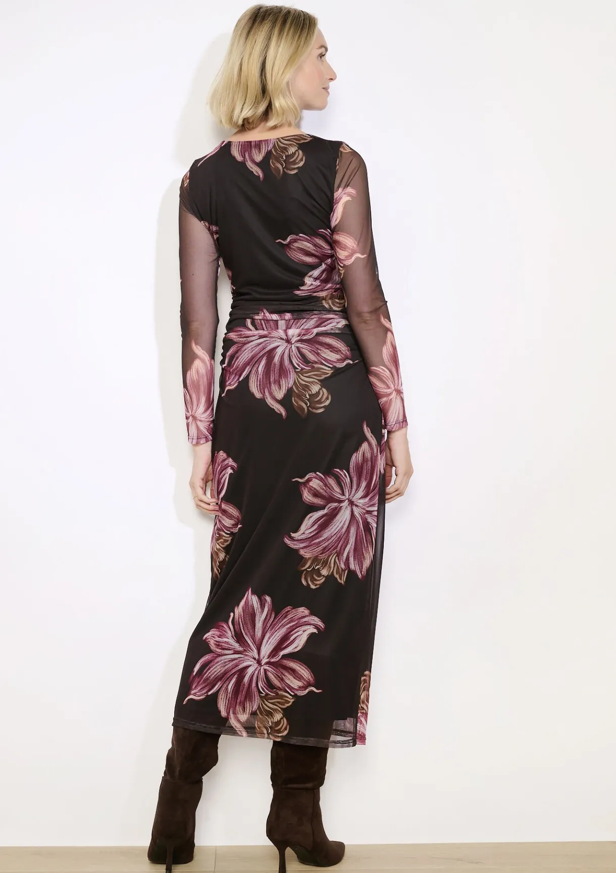 LolaLiza Bodyconjurk met bloemenprint- Jurken