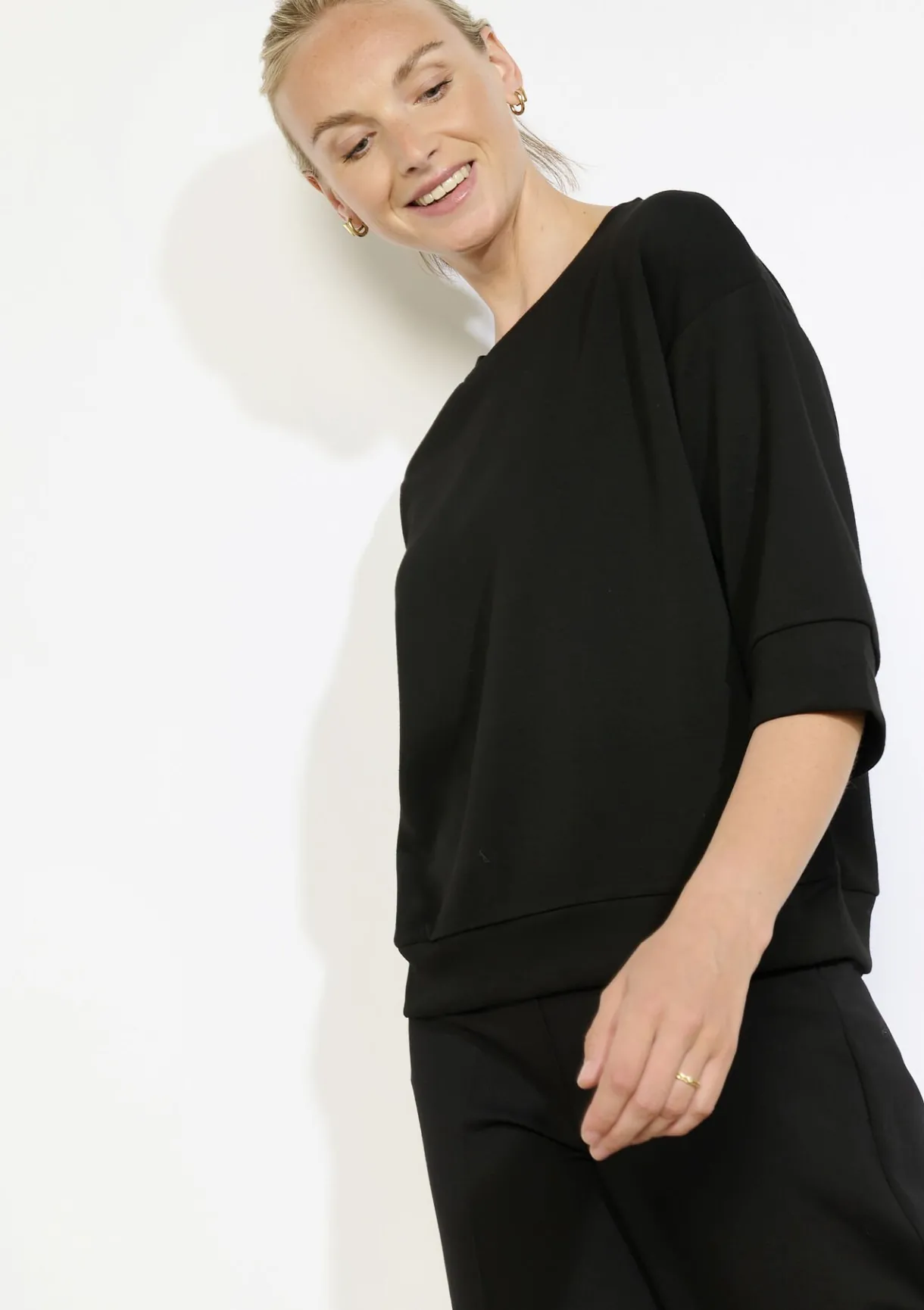 LolaLiza Boxy sweatshirt met korte mouwen- Sweats