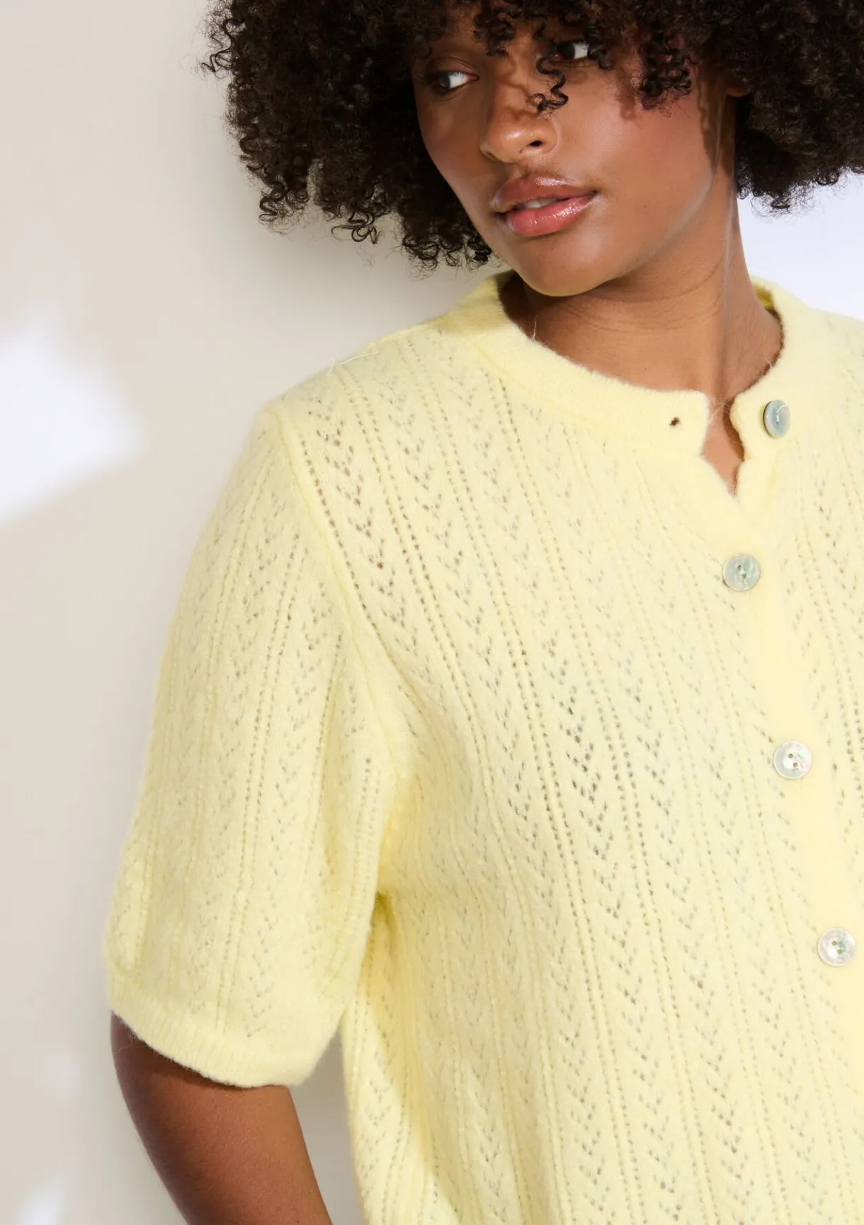 LolaLiza Fijngebreden vestje met kortmouwen- Truien En Cardigans