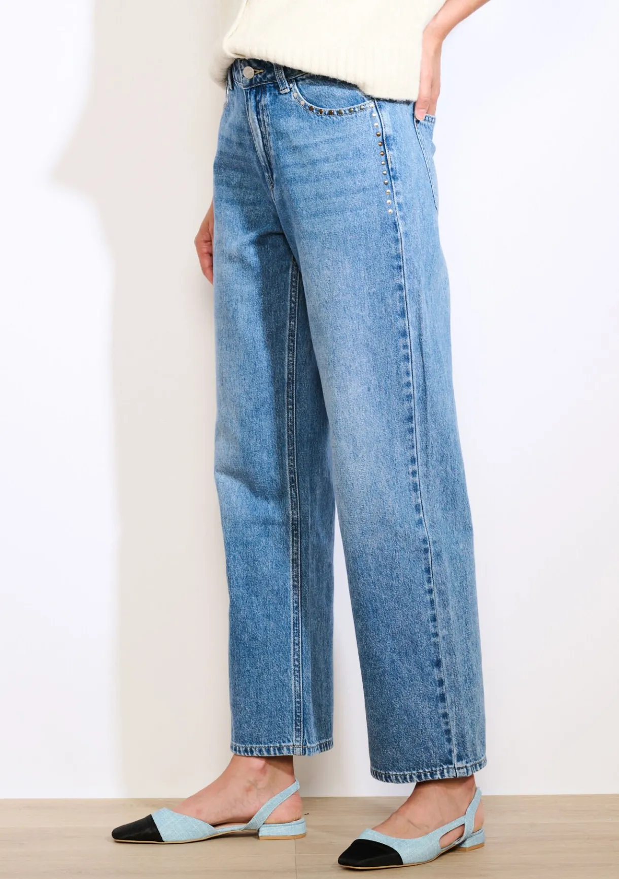 LolaLiza Flared jeans in lichte wassing- Jeans