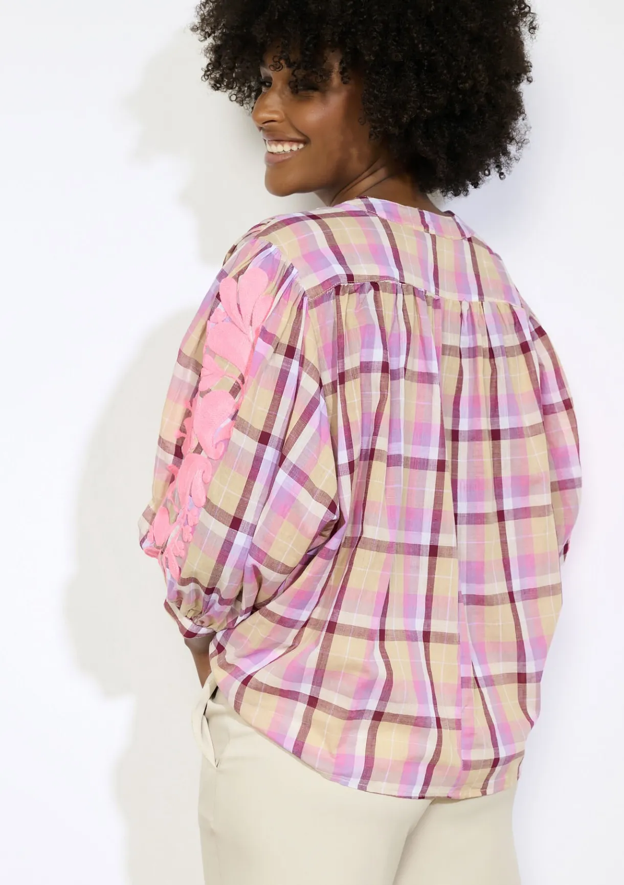 LolaLiza Geblokte blouse met borduursel- Blouses En Hemden