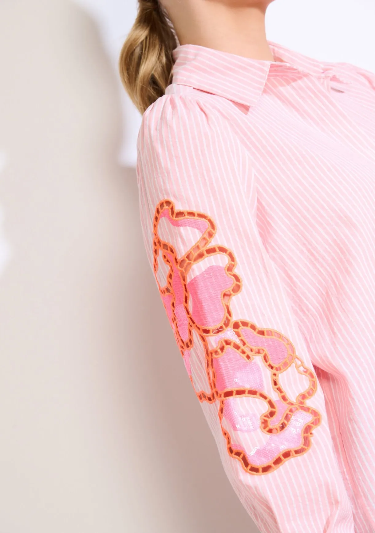 LolaLiza Geborduurde blouse met strepen- Blouses En Hemden