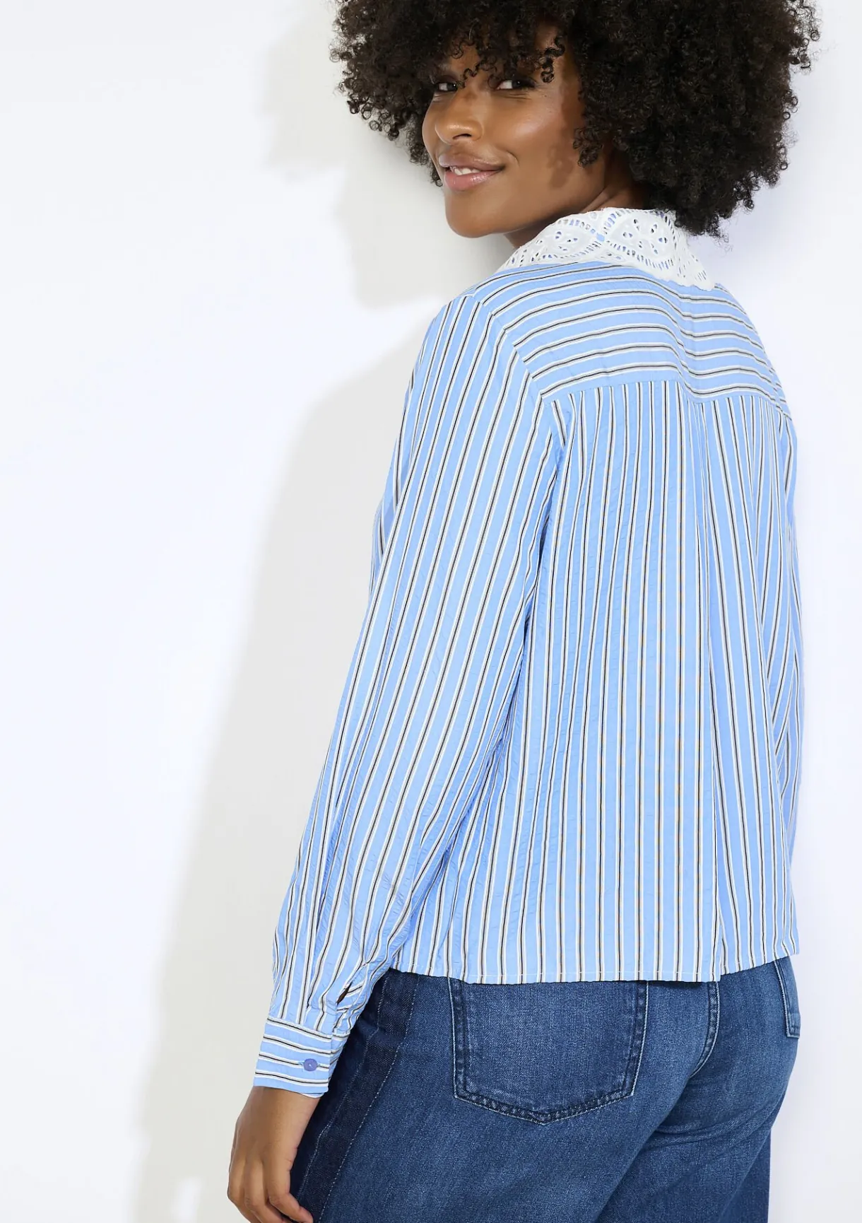 LolaLiza Gestreept hemd met macramékraag- Blouses En Hemden