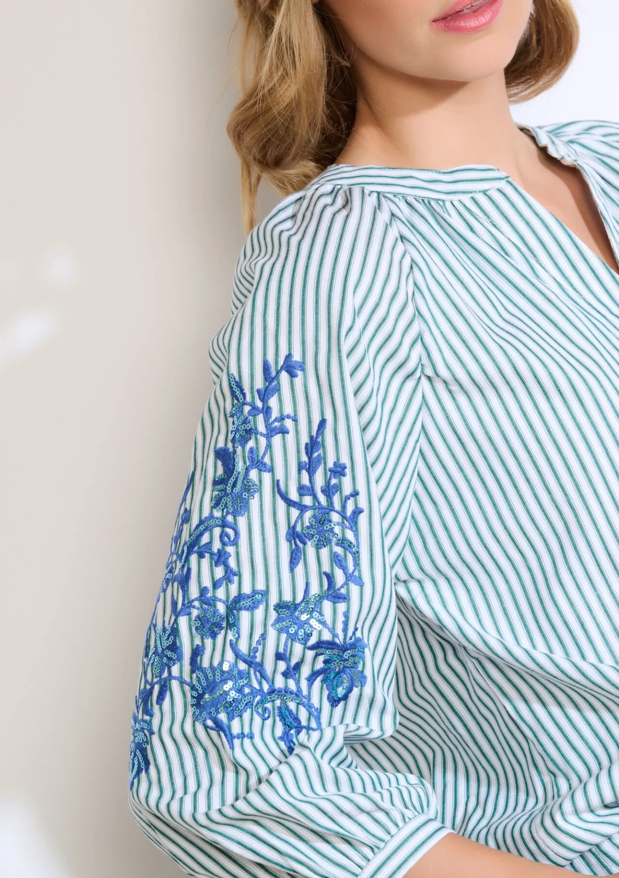 LolaLiza Gestreept hemd met pailletten- Blouses En Hemden