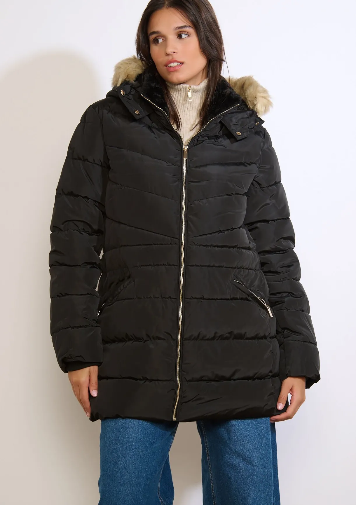 LolaLiza Gewatteerde jas met imitatiebontkap- Mantels En Jassen