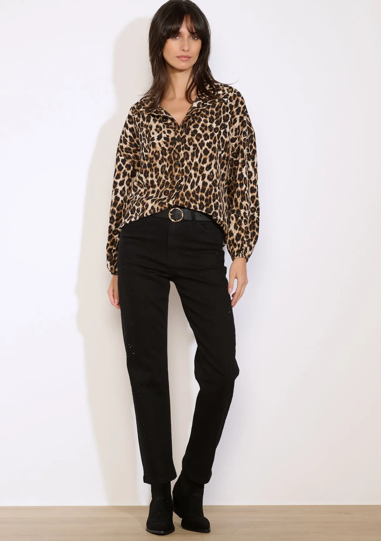 LolaLiza Glanzende leopardblouse- Blouses En Hemden