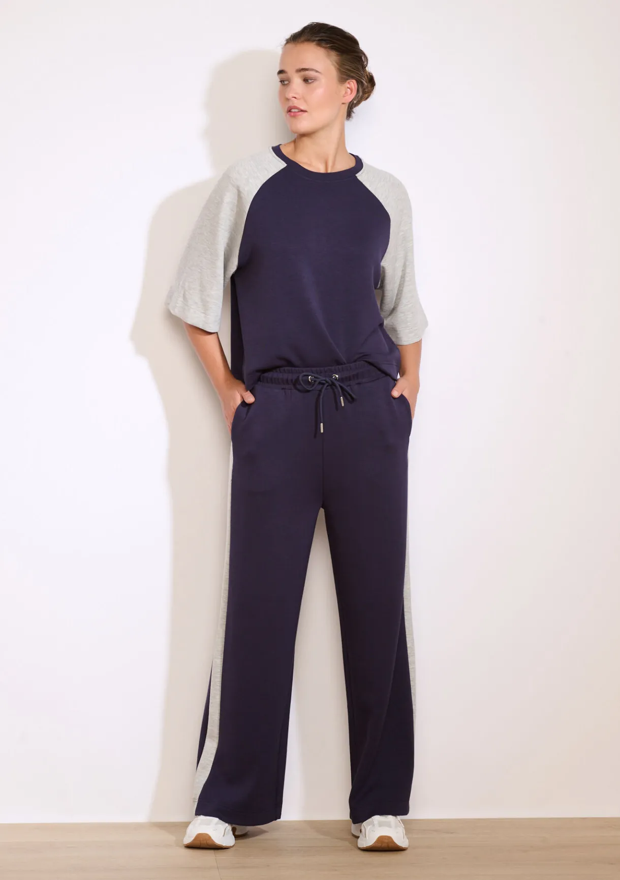 LolaLiza Joggingbroek met contrastbanden- Loungewear|Co-Ord Sets