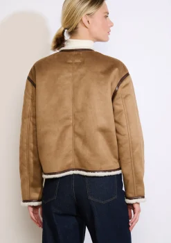 LolaLiza Korte jas in schapenvacht-look- Mantels En Jassen