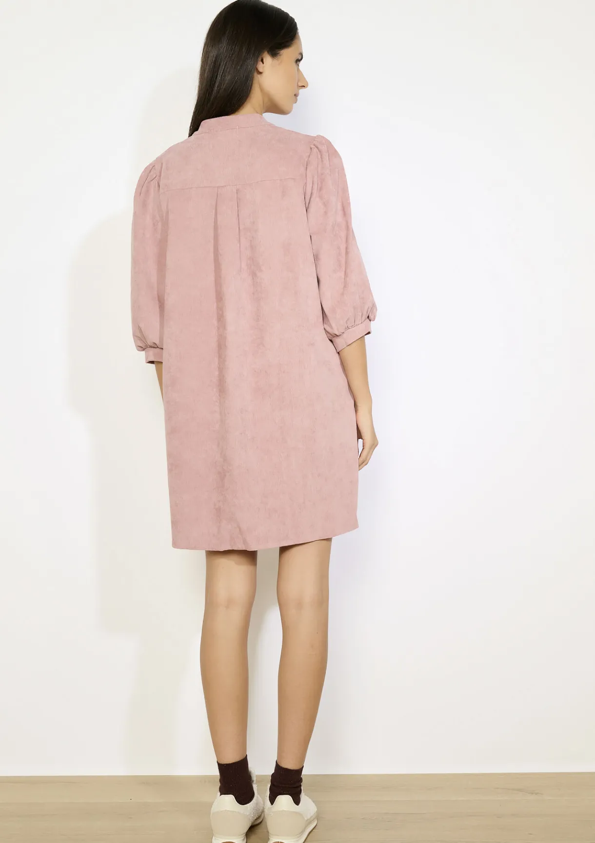 LolaLiza Korte jurk in ribfluweel- Jurken