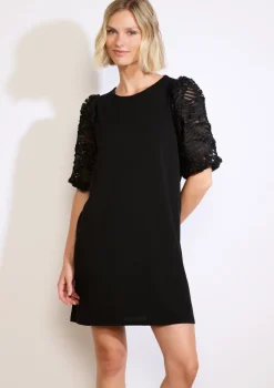 LolaLiza Korte jurk met kantmouwen- Jurken