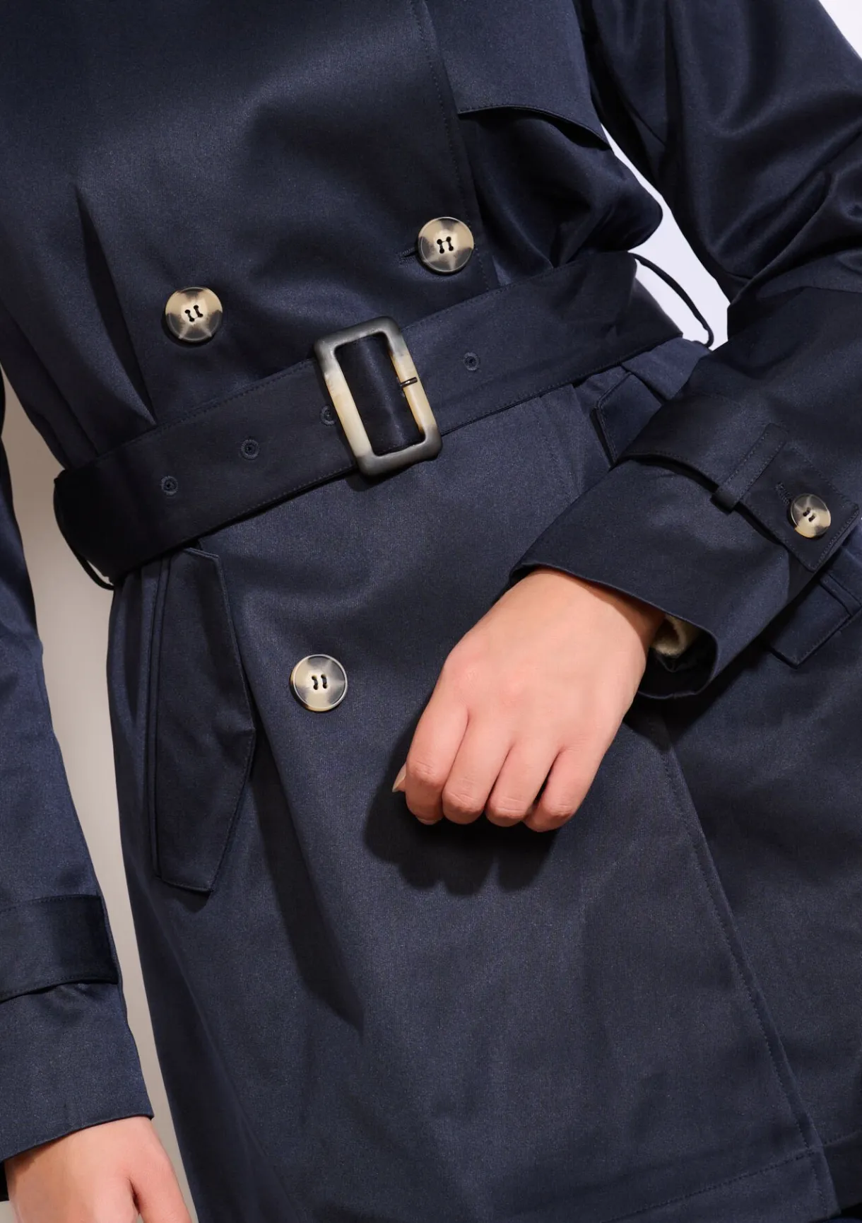 LolaLiza Korte trench met ceintuur- Mantels En Jassen