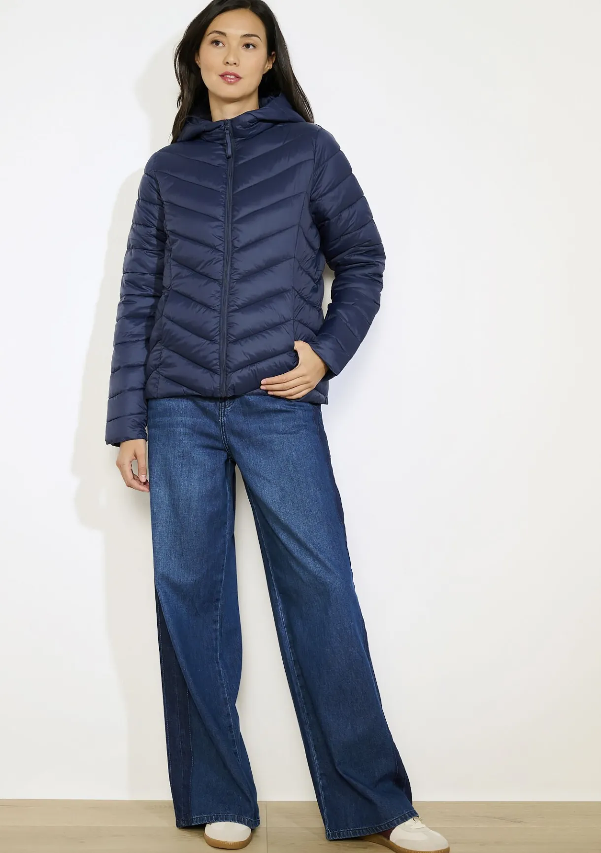 LolaLiza Lichte gewatteerde jas met capuchon- Loungewear|Mantels En Jassen