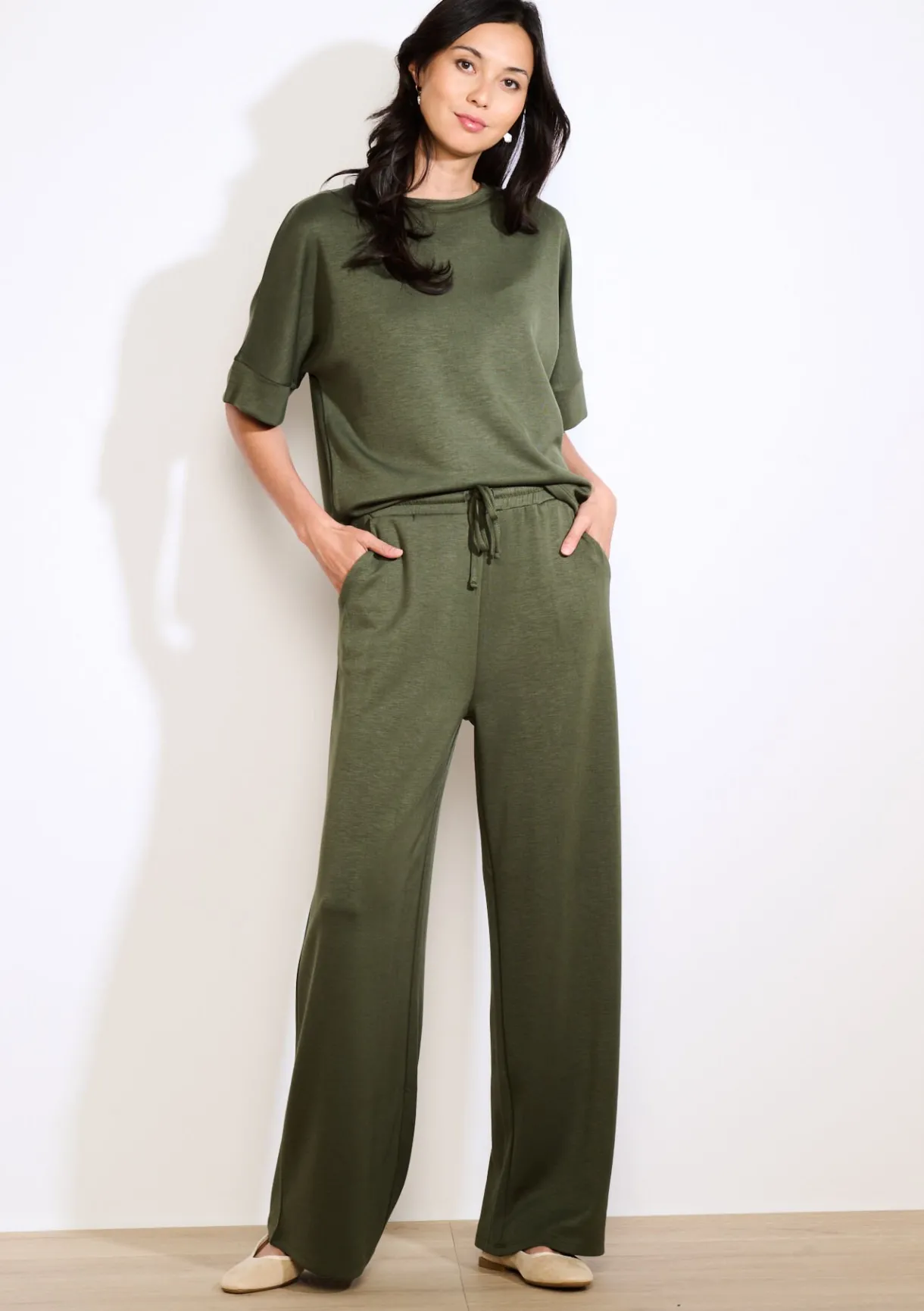 LolaLiza Losvallend jersey T-shirt- Tops En T-Shirts|Loungewear