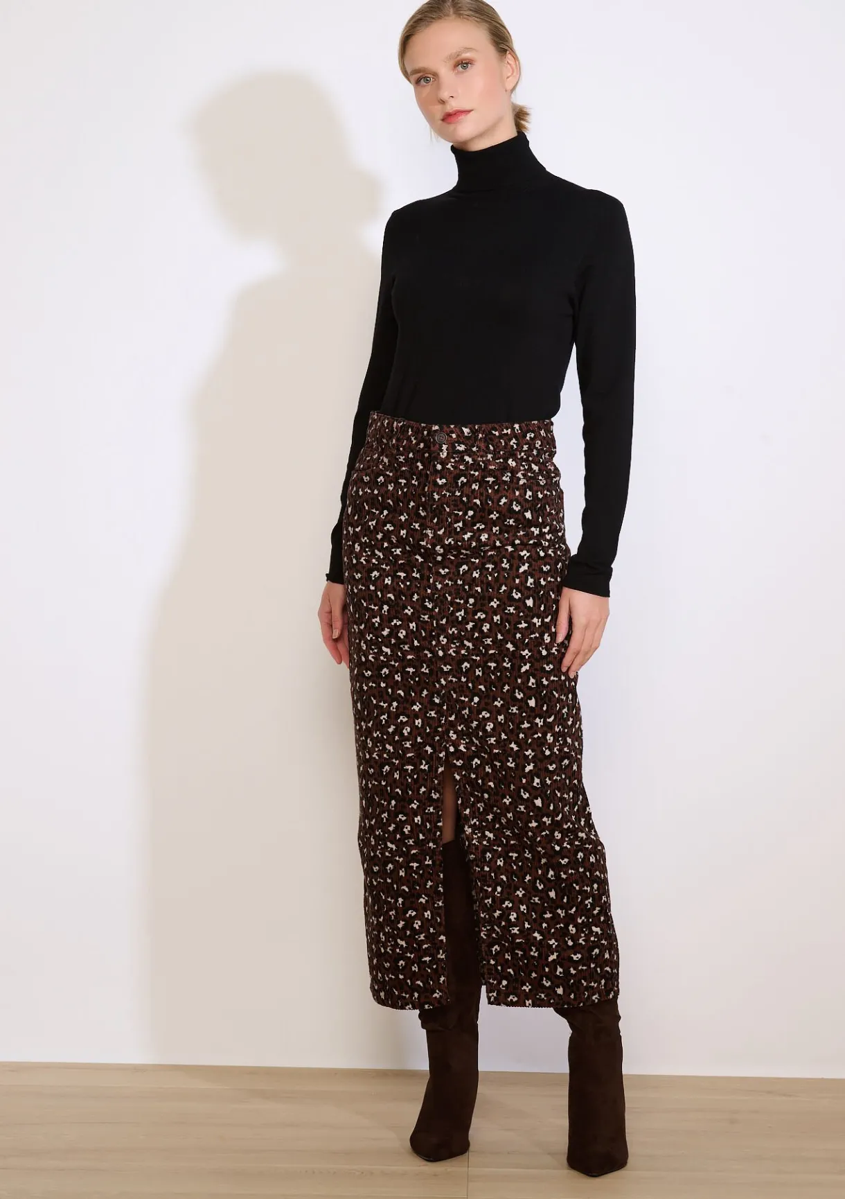 LolaLiza Maxi cordrok met luipaardprint- Rokken