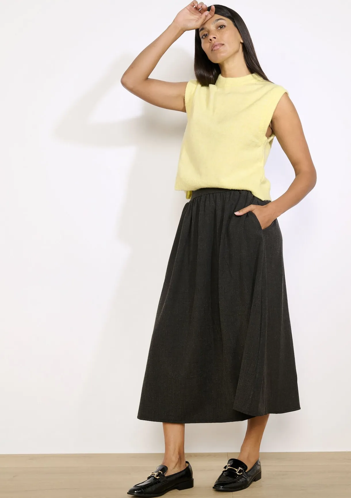 LolaLiza Mouwloze gebreide trui- Truien En Cardigans