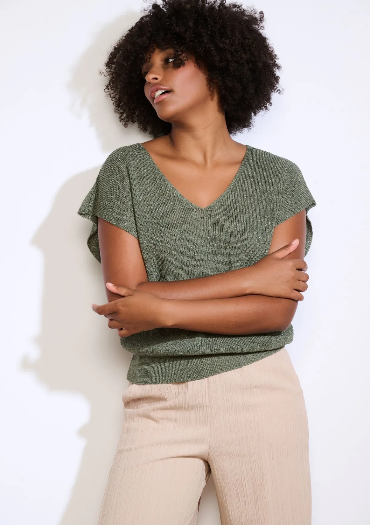 LolaLiza Mouwloze top in fijne knit- Truien En Cardigans