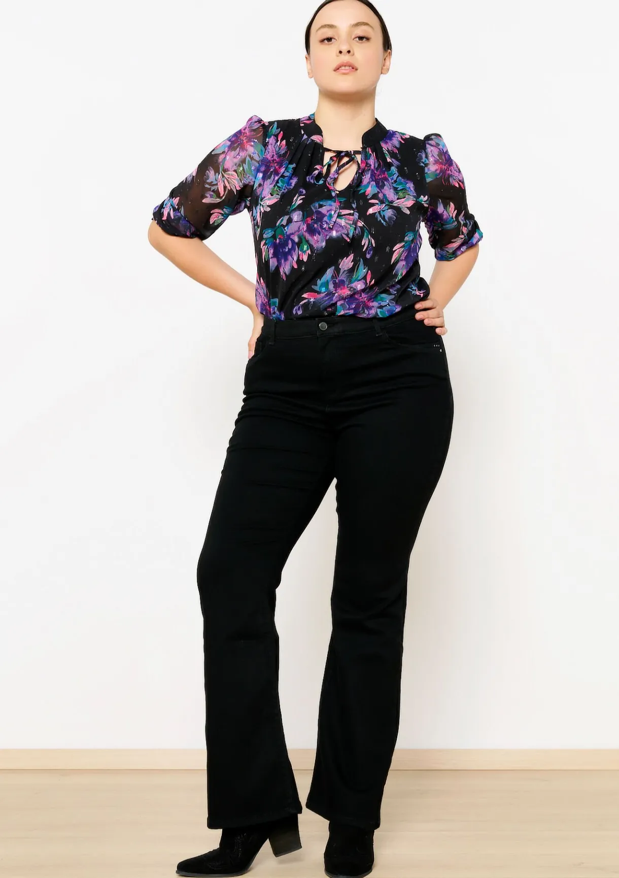 LolaLiza Multiple size bootcut jeans- Jeans