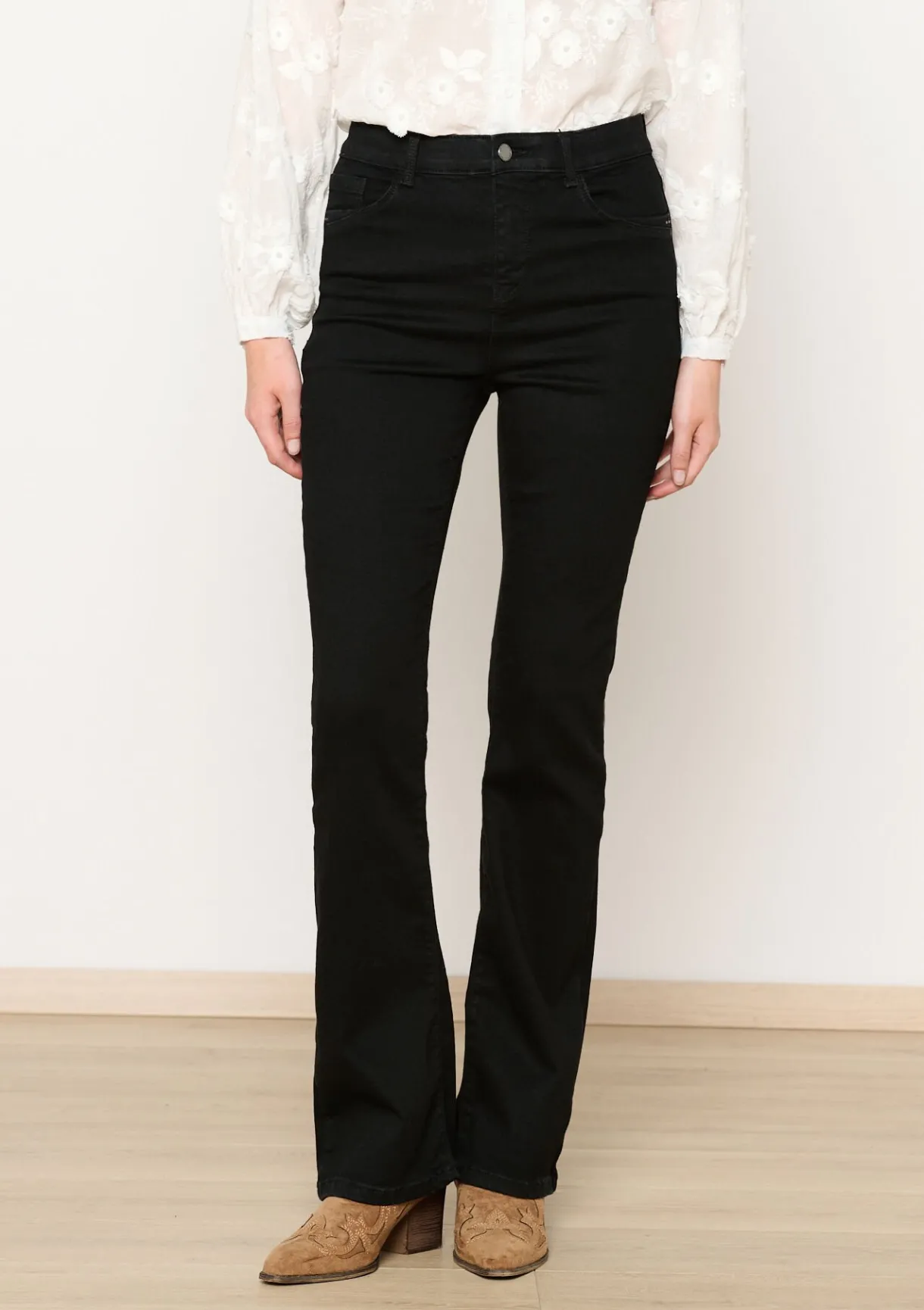 LolaLiza Multiple size bootcut jeans- Jeans