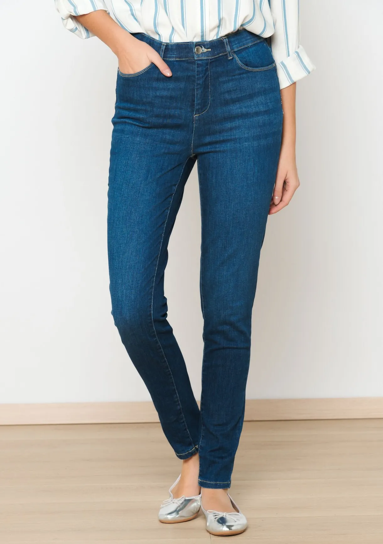 LolaLiza Multiple size slim jeans- Jeans