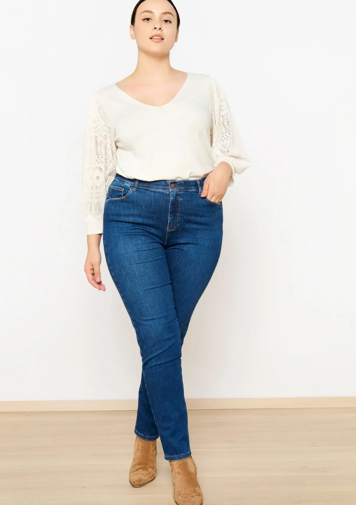 LolaLiza Multiple size slim jeans- Jeans