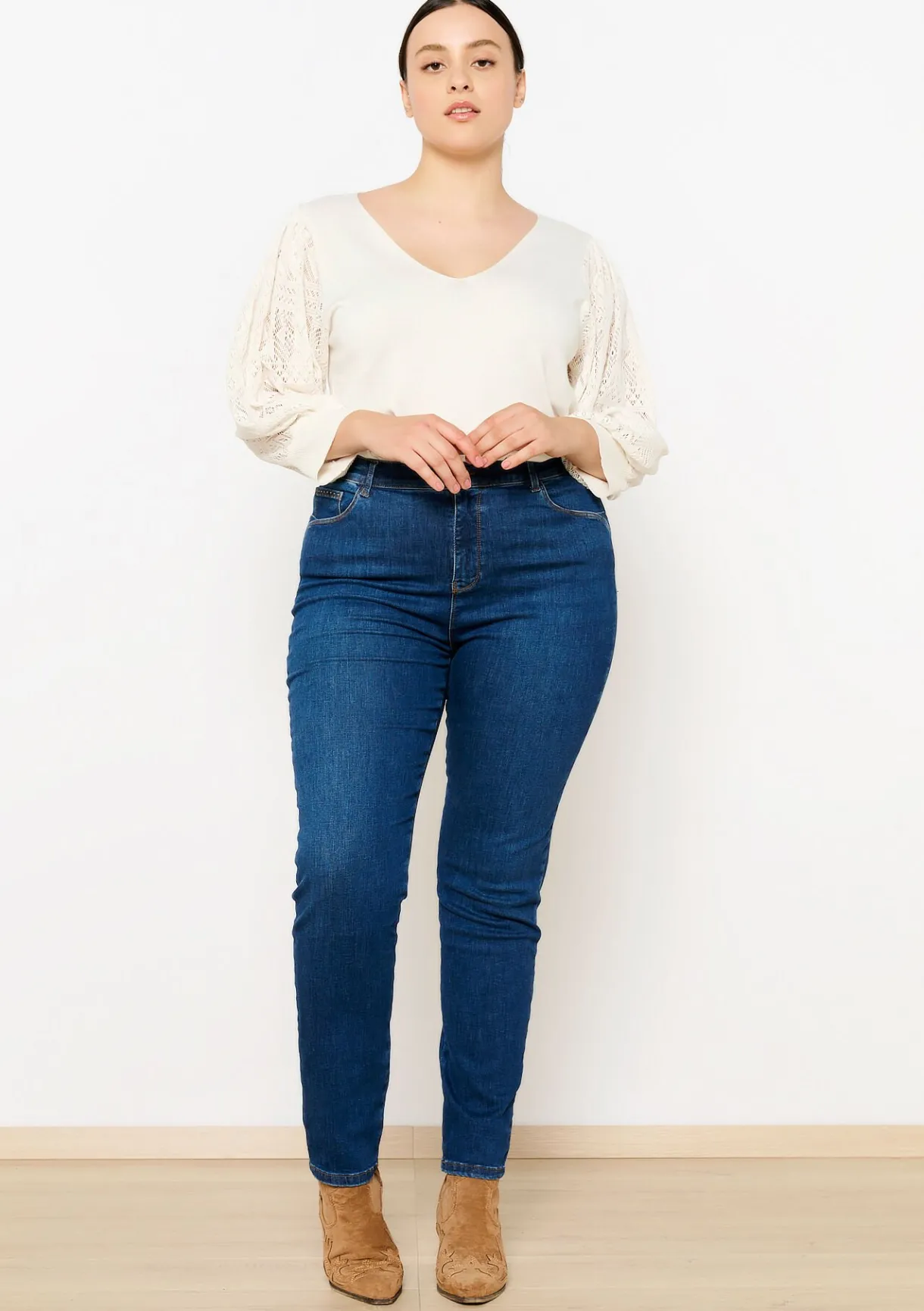 LolaLiza Multiple size slim jeans- Jeans