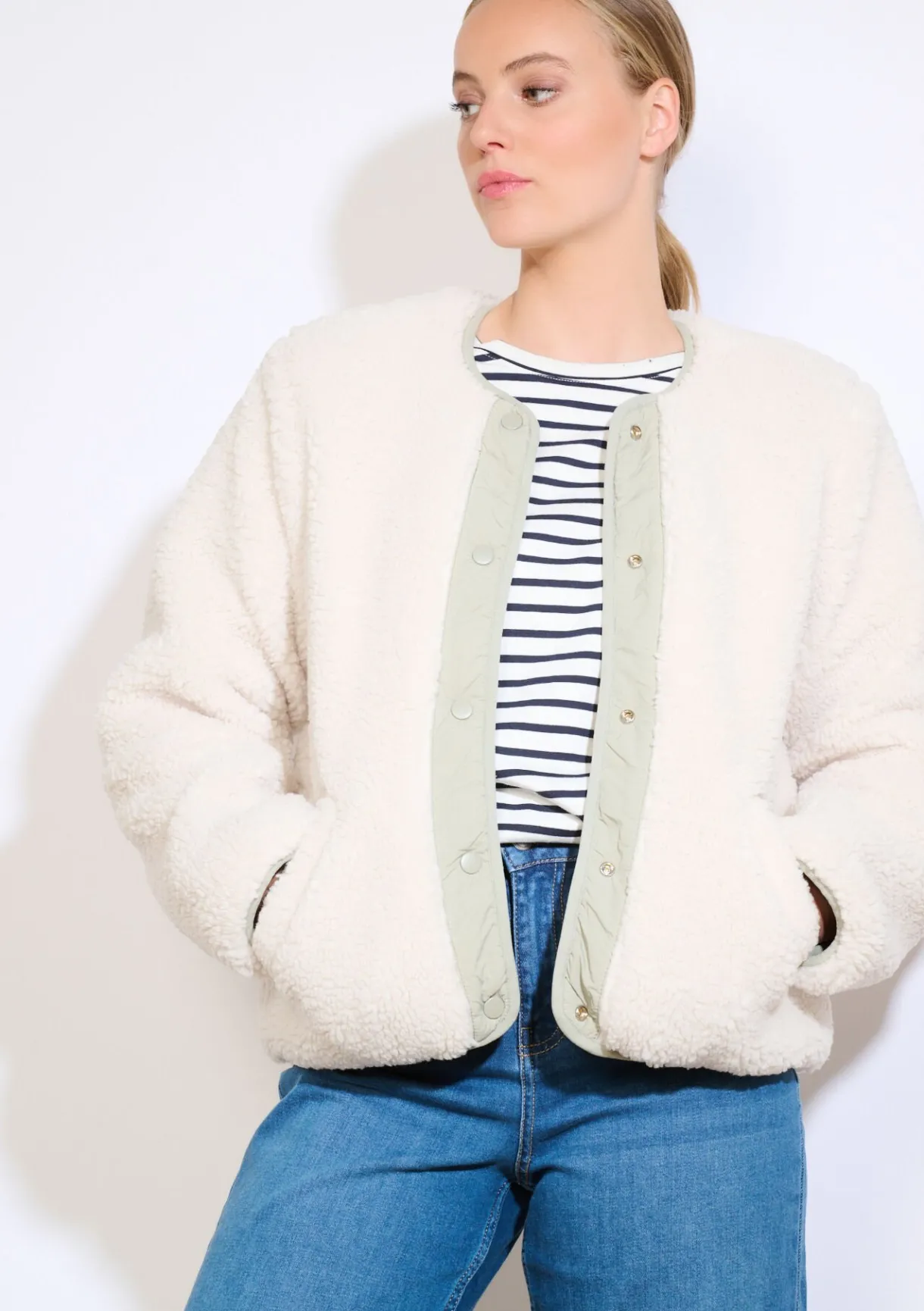 LolaLiza Omkeerbare korte gewatteerde jas- Loungewear|Vesten En Blazers