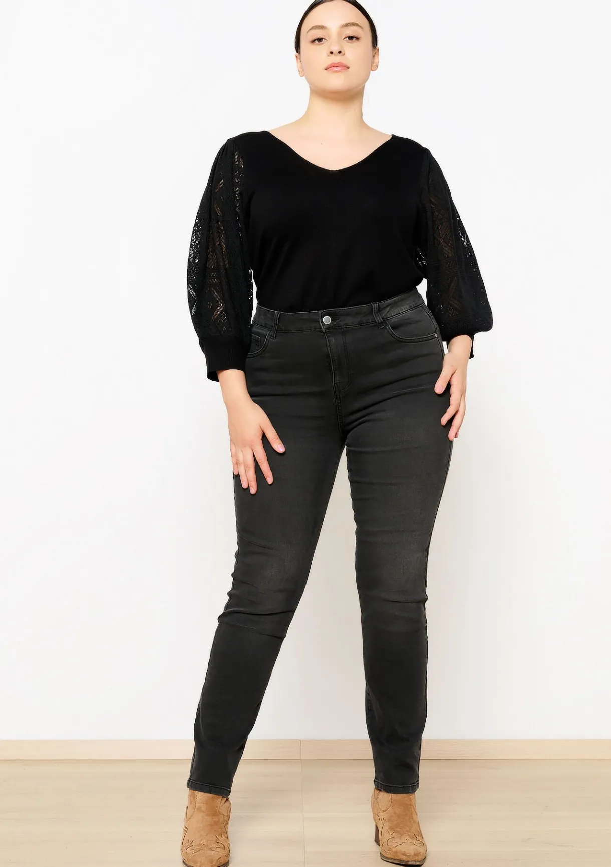 LolaLiza Slim fit jeans- Jeans