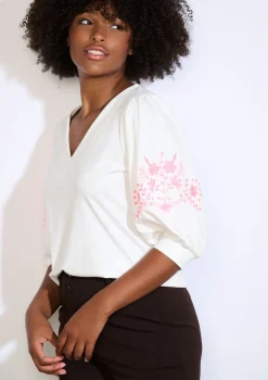 LolaLiza Top met borduursels op de mouwen- Tops En T-Shirts