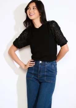 LolaLiza Top met kanten mouwen- Truien En Cardigans