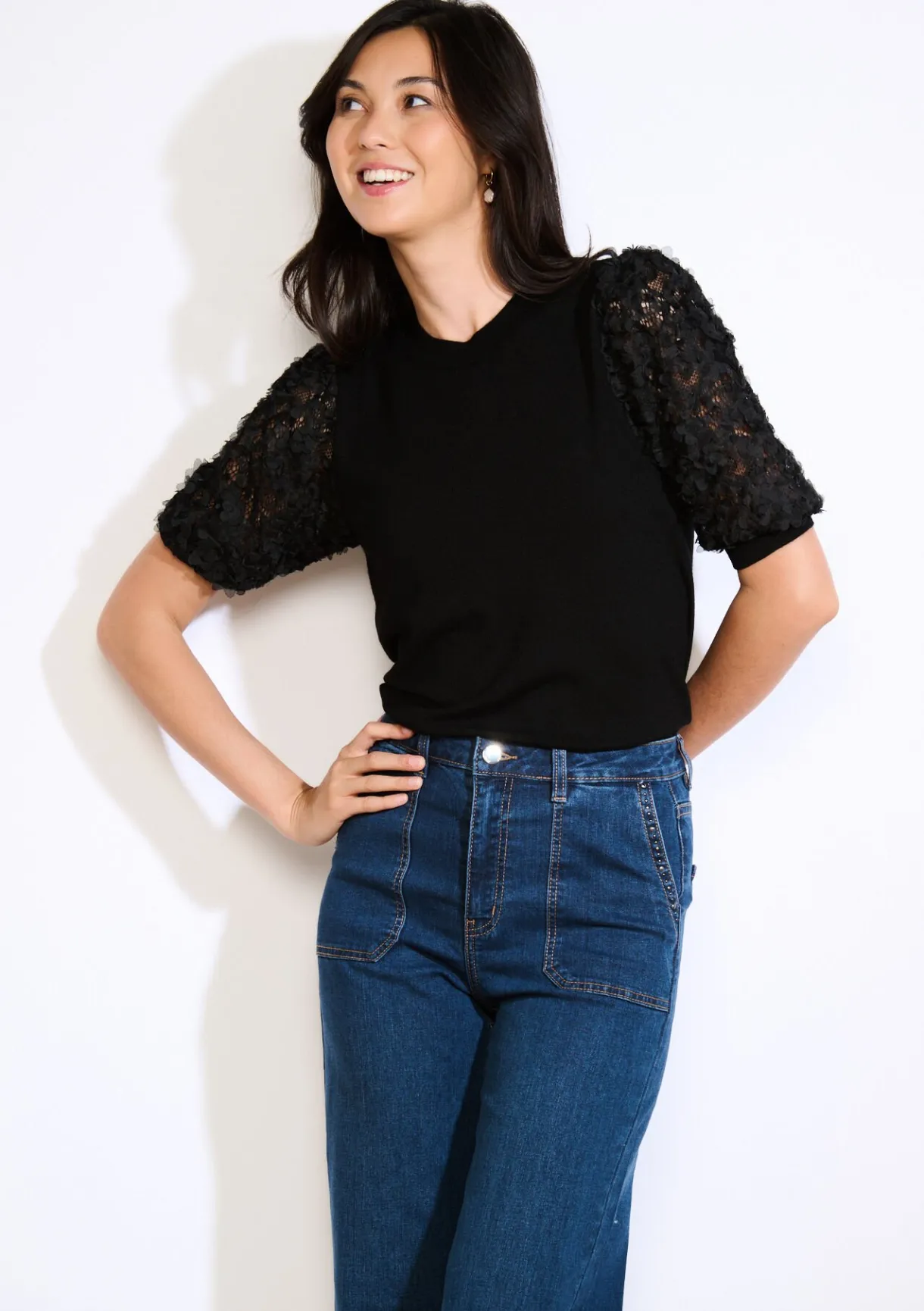 LolaLiza Top met kanten mouwen- Truien En Cardigans