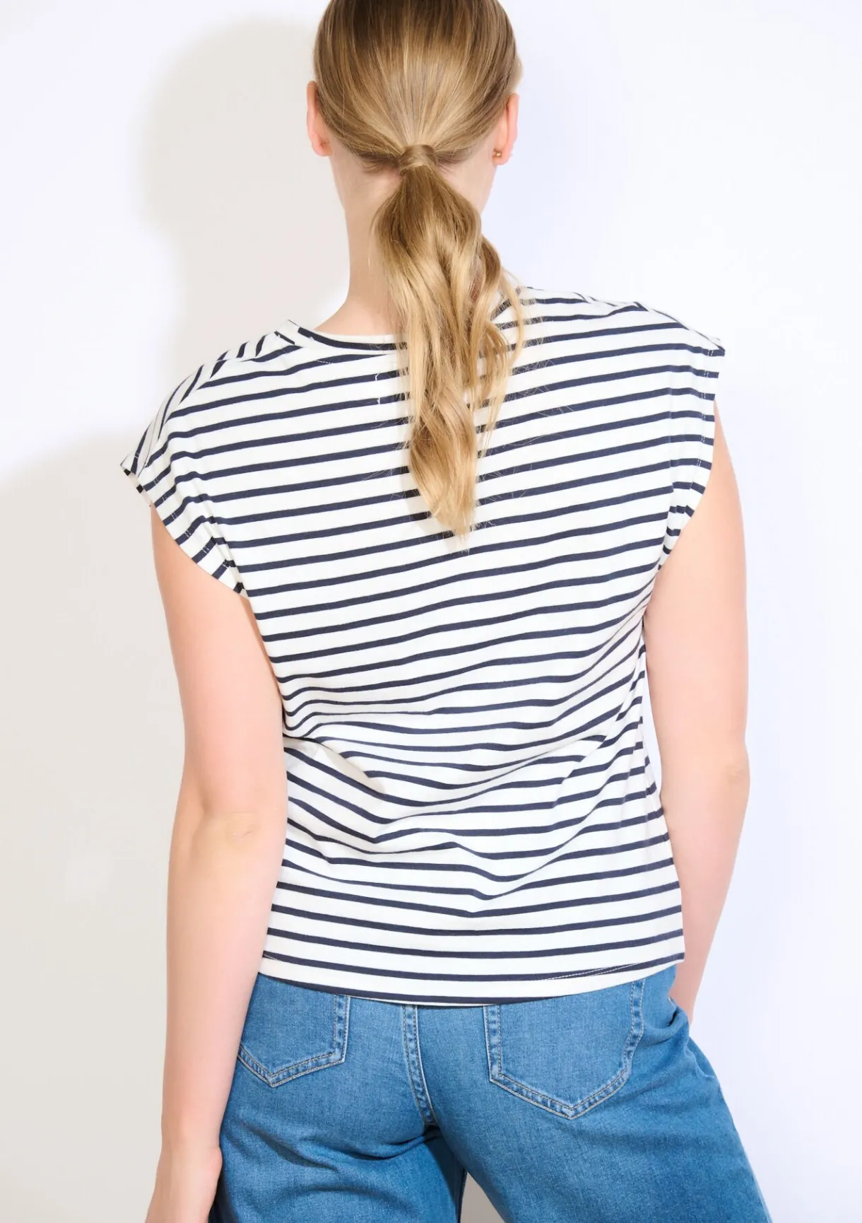 LolaLiza T-shirt met geborduurde tekst- Tops En T-Shirts