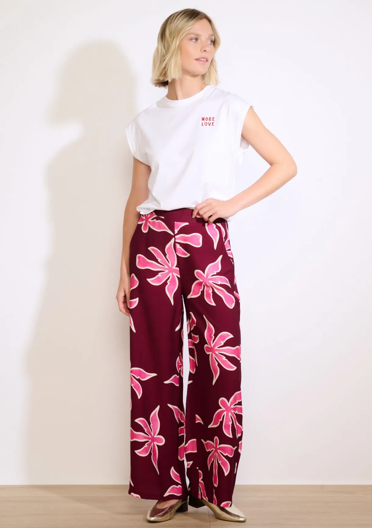 LolaLiza T-shirt met geborduurde tekst- Tops En T-Shirts