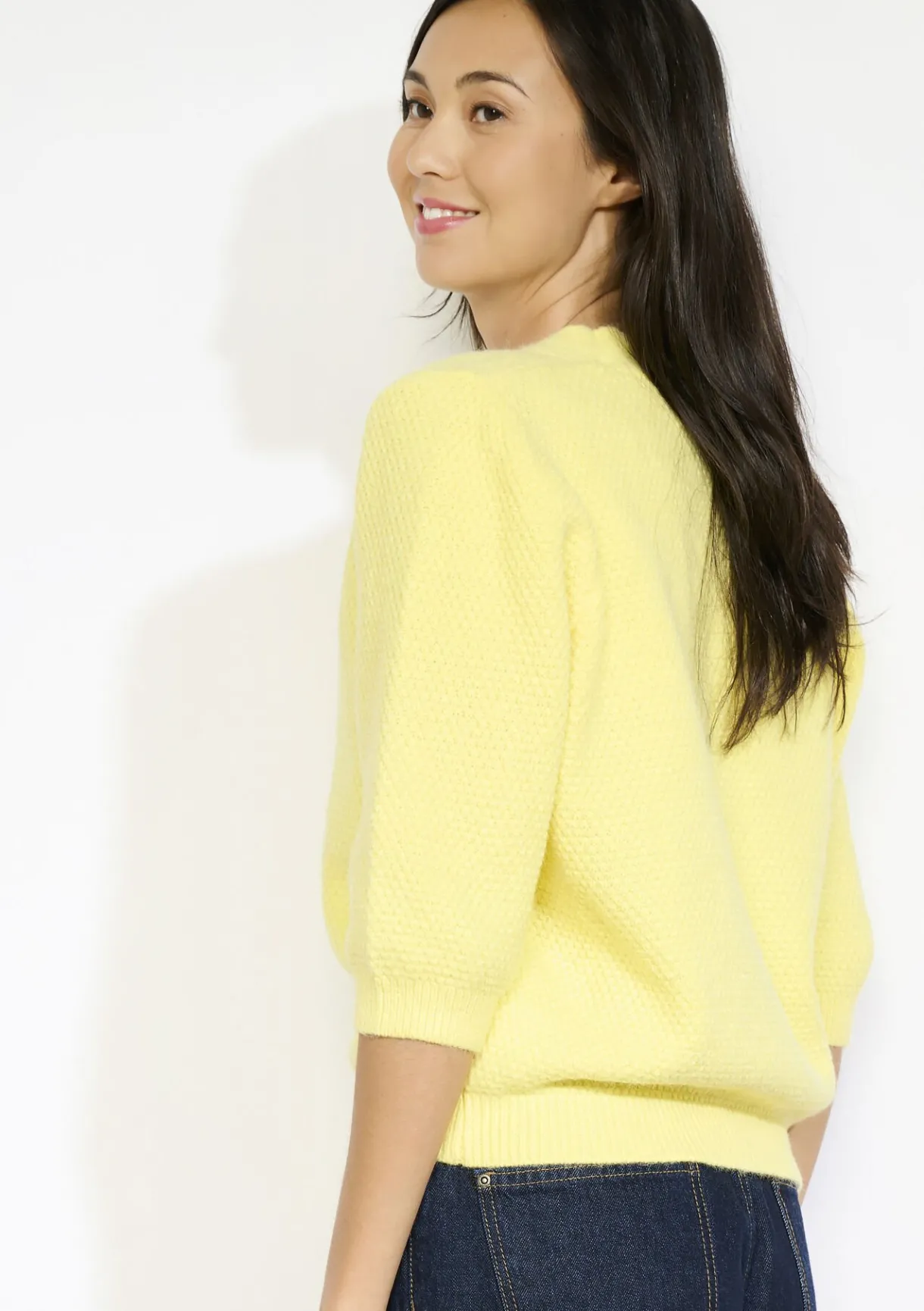 LolaLiza Vest met korte mouwen en V-hals- Truien En Cardigans