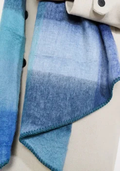 LolaLiza Zachte geruite sjaal- Accessoires