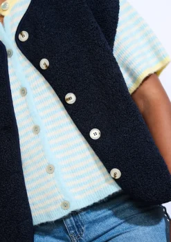 LolaLiza Zachte mouwloze bodywarmer- Vesten En Blazers