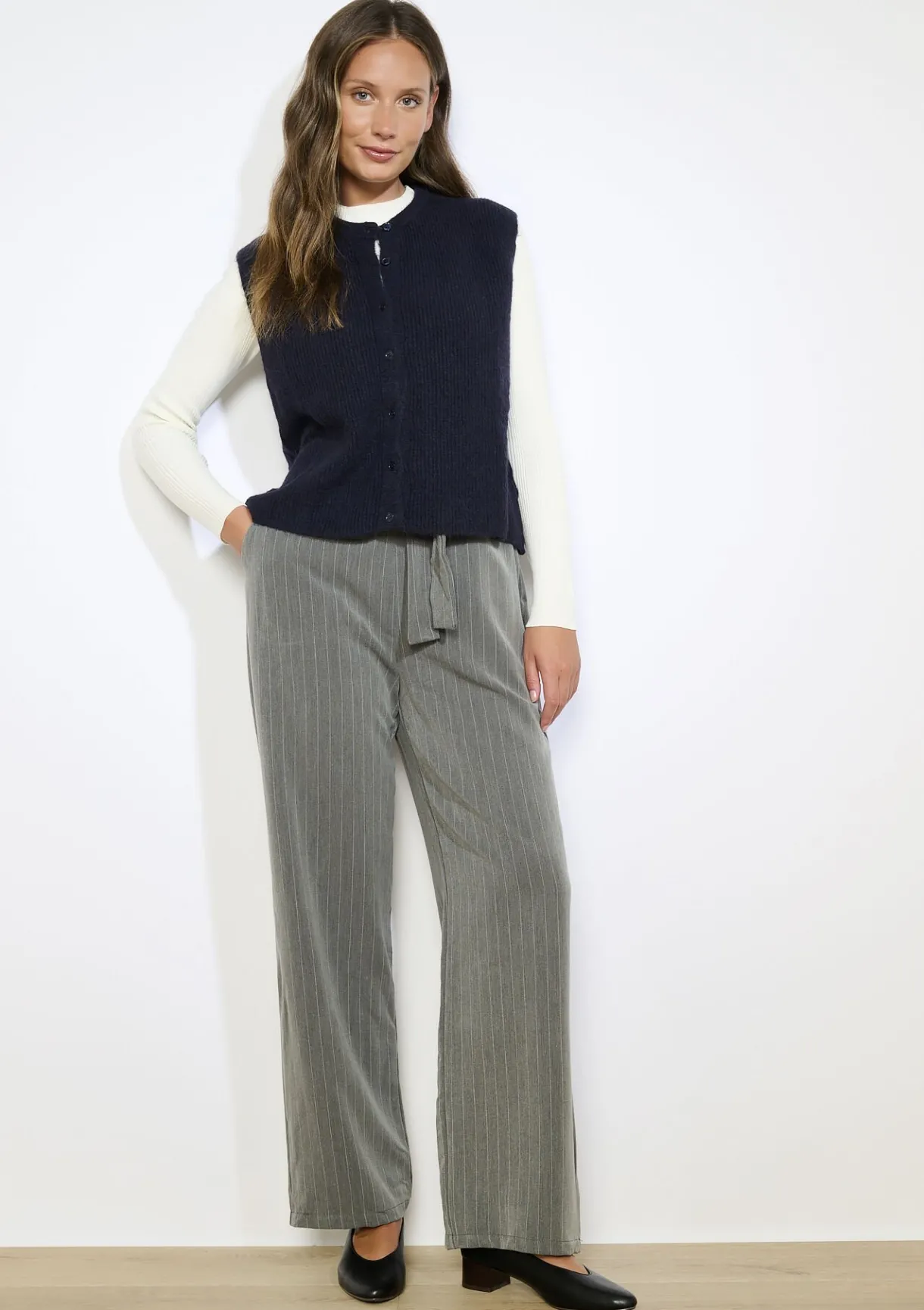 LolaLiza Zachte mouwloze gilet- Truien En Cardigans